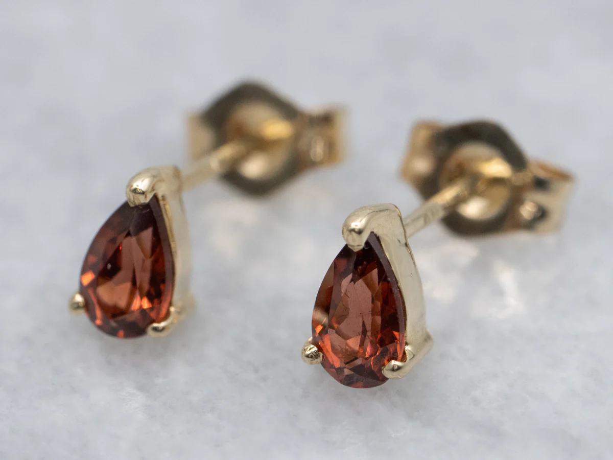 Pear-Cut Garnet Yellow Gold Stud Earrings